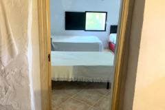 20220712_131130638_iOS-scaled