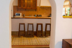 3cocina-detalle-barra-scaled